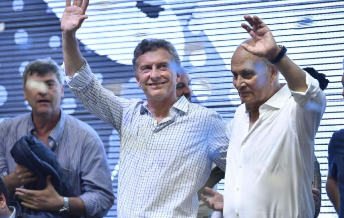 Afirman que el “Momo” Venegas busca fueros porque “está al borde de ir preso”