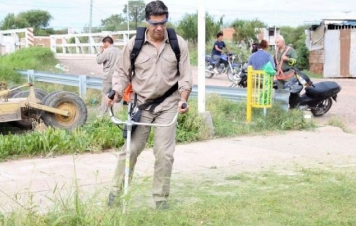 El Intendente salió a limpiar Resistencia