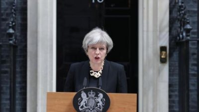 Gran Bretaña: los conservadores pierden fuerza y el laborismo pide la renuncia de Theresa May
