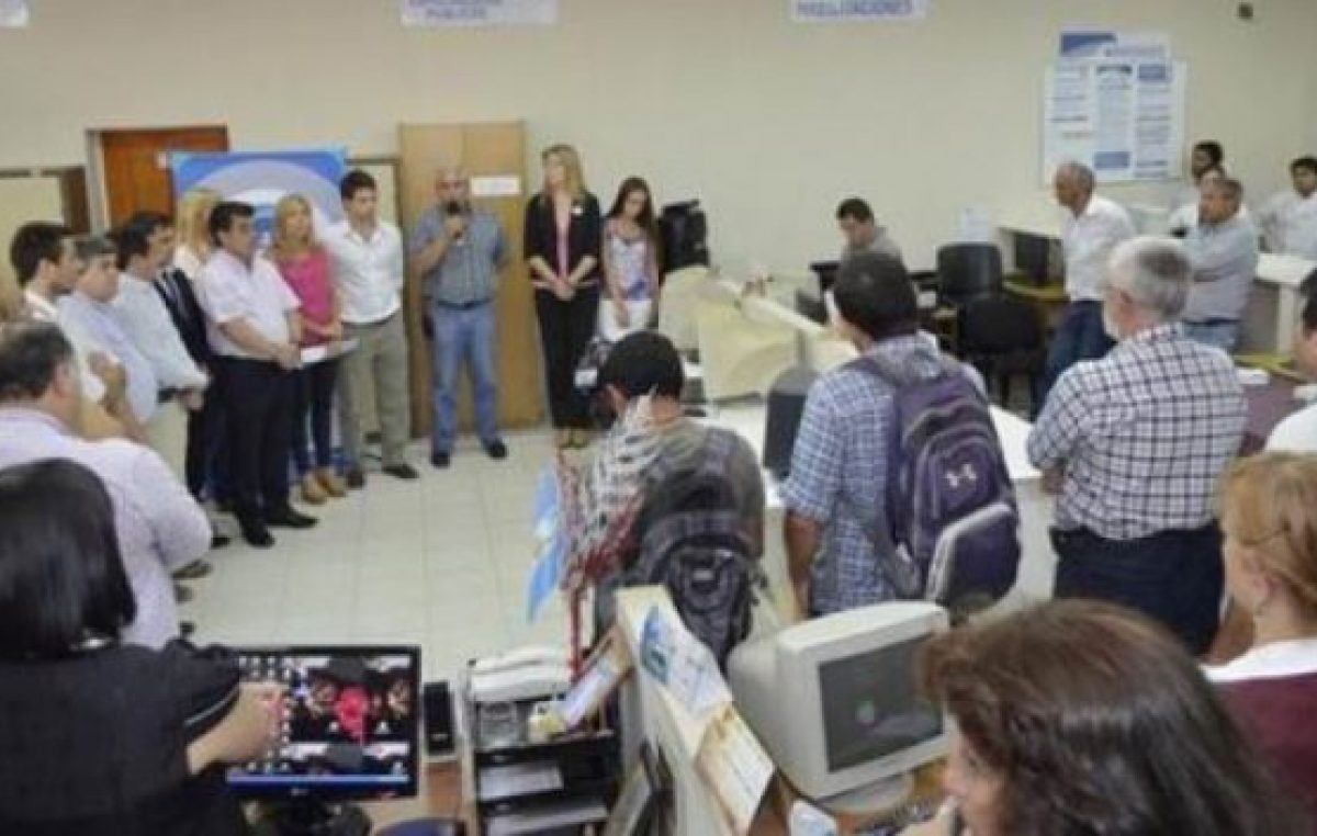 La Municipalidad de Corrientes salió a bancar los pases a planta