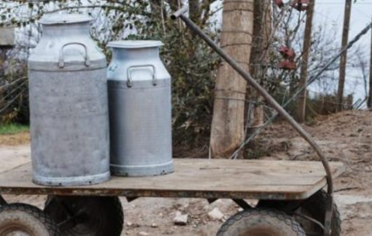 Nuevos desocupados en Córdoba: cierran los tambos y los obreros se refugian en los pueblos