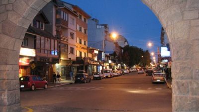 Grave. Piden declarar la emergencia comercial en Bariloche