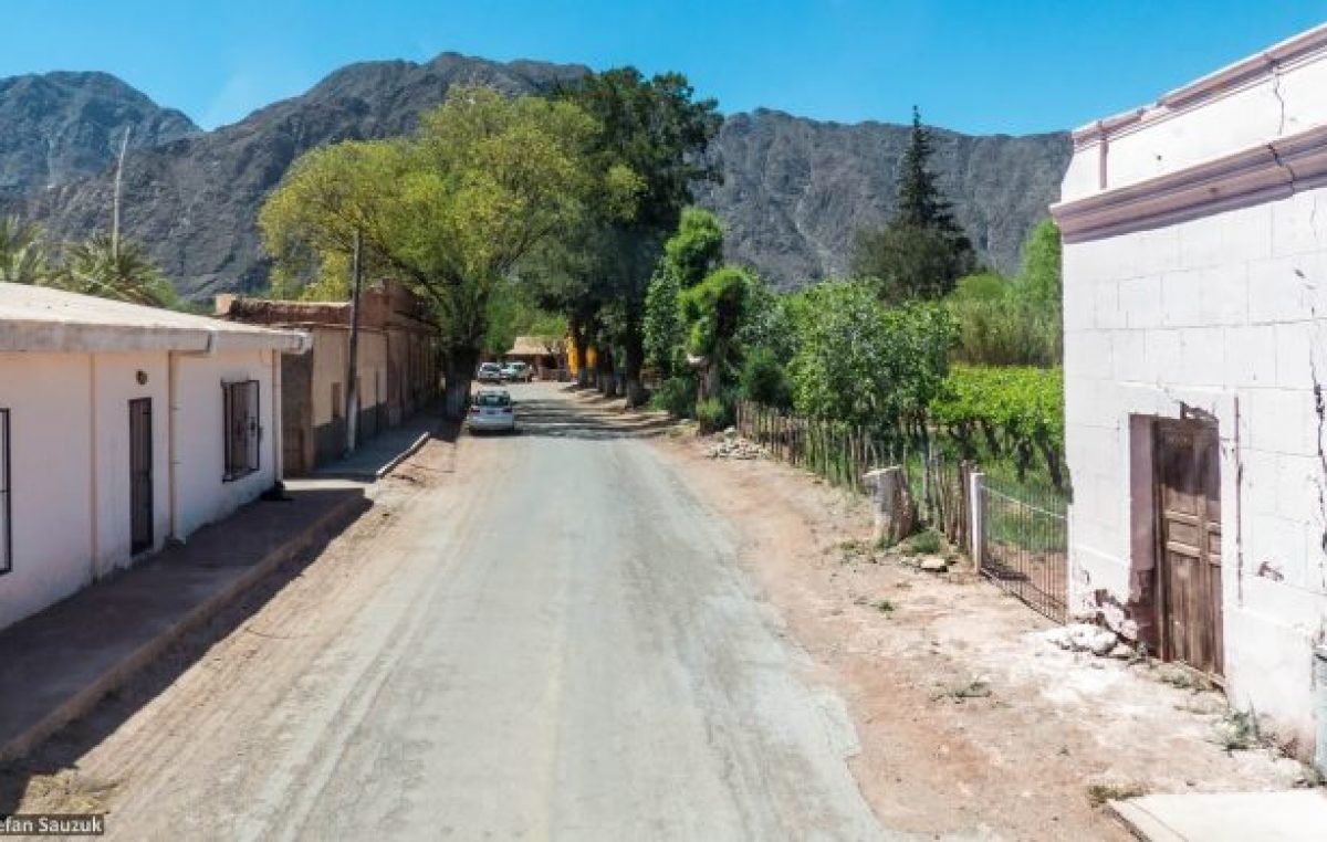 Pavimentarán 60 cuadras en Tinogasta