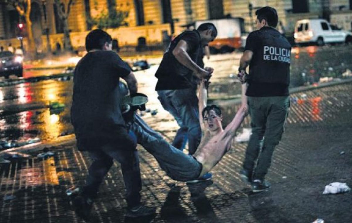 Policías en acción