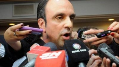 El intendente de Santa Fe criticó que la ciudad esté excluida del Fondo de Obras Menores