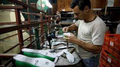 Según la CAME, volvió a bajar la producción de las pymes