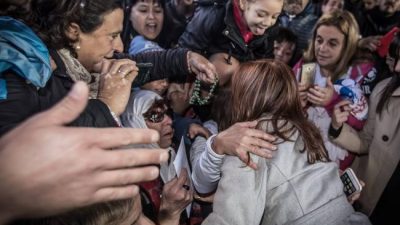 Zárate: los vecinos están preocupados por la crisis y la imagen del Gobierno empieza a caer