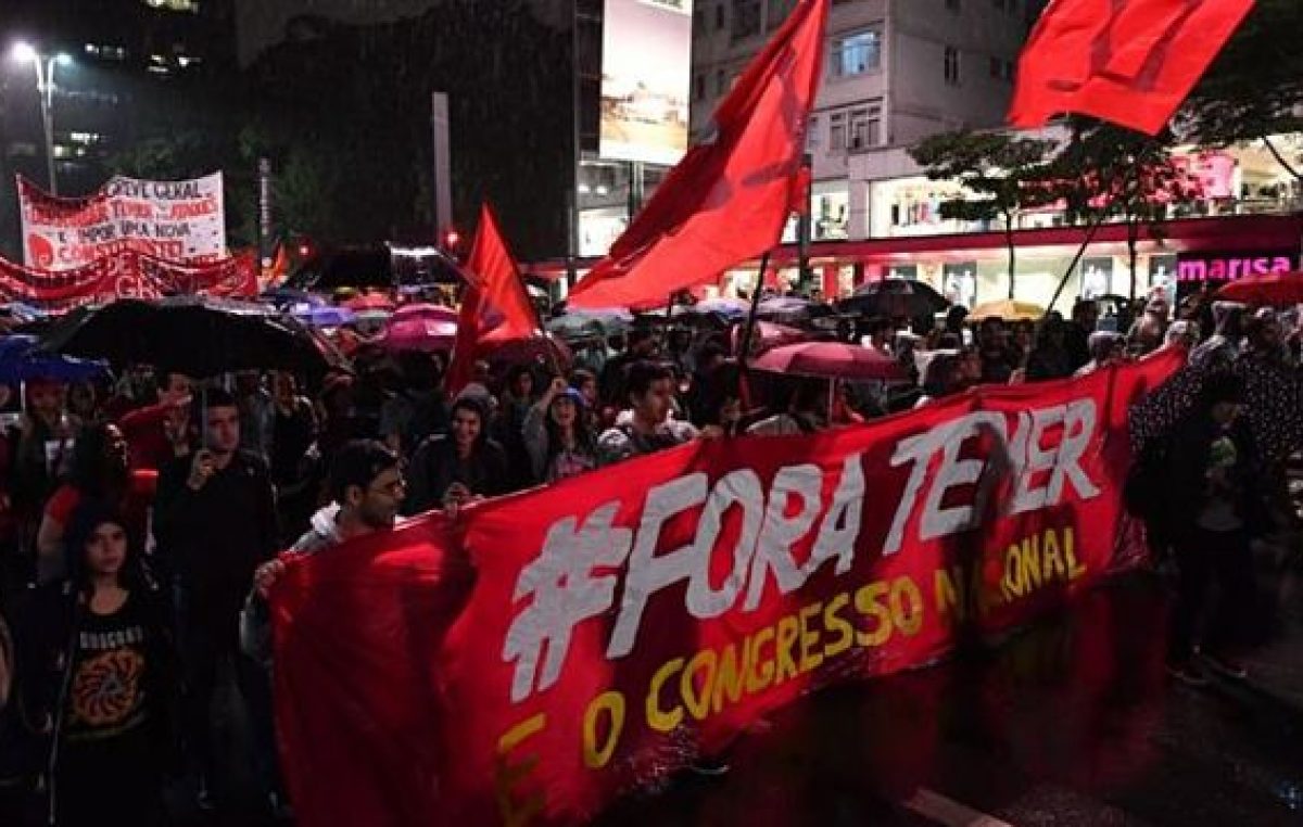 Sigue el ajuste en Brasil, ahora les toca a los empleados públicos