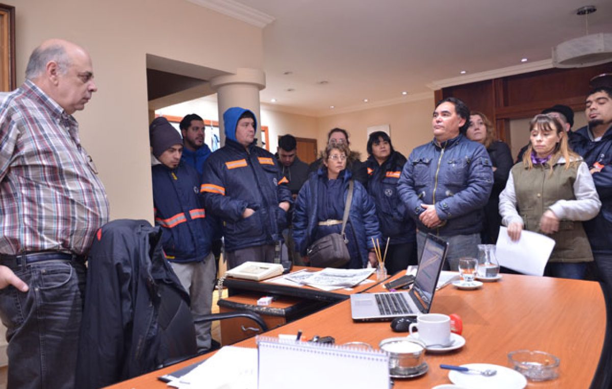 Sin aguinaldo, SOEM definió paro por tiempo Indeterminado en Río Gallegos