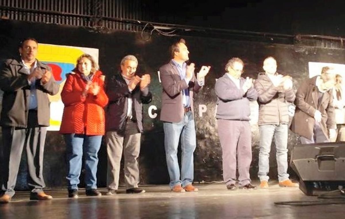 Lamarque: “Las carencias de la crisis, las cubren los municipios”