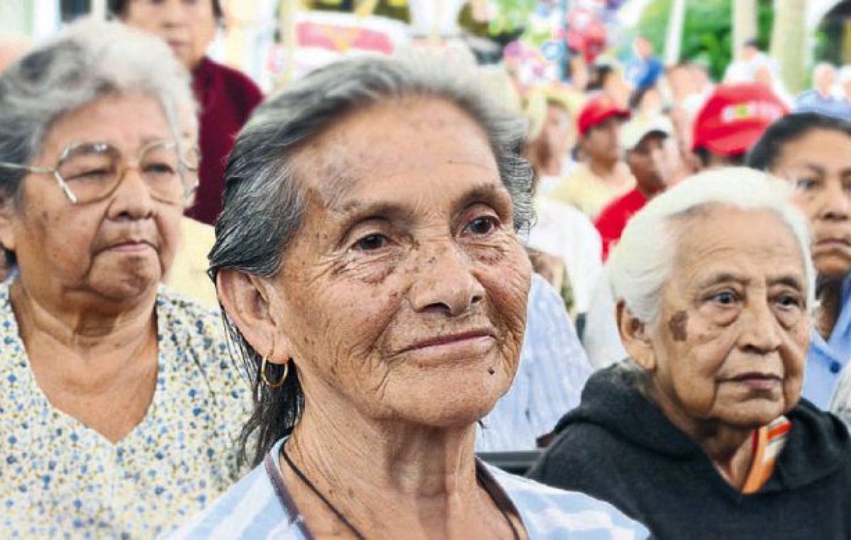 Municipios del oeste del Conurbano debaten políticas para adultos mayores