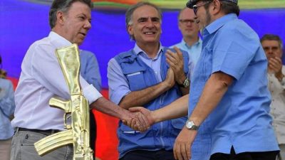 Las FARC lanzarán su partido político oficial