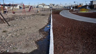Neuquén: una plaza a medio construir divide a Municipio y Provincia