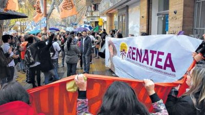 Contra los despidos sin causa