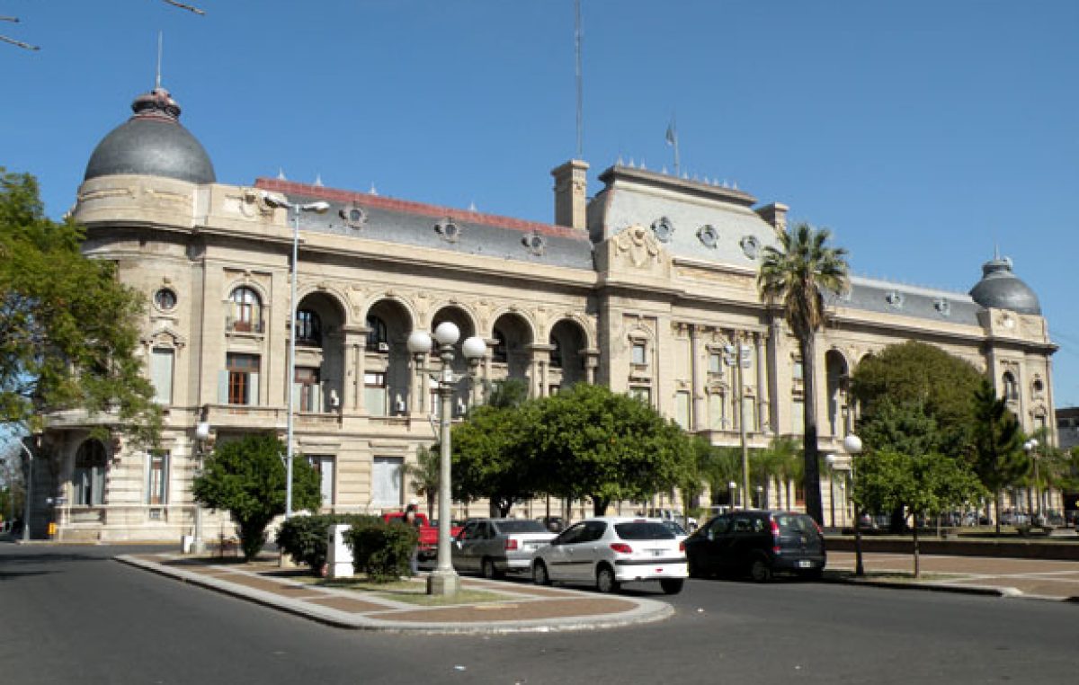 La provincia aumentó las transferencias a municipios y comunas santafesinas
