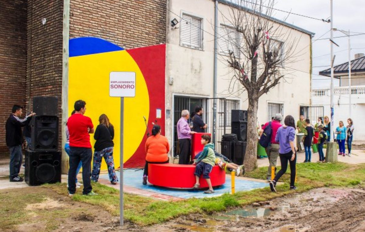 Villa del Parque ya disfruta de la primera plazoleta sonora de Santa Fe