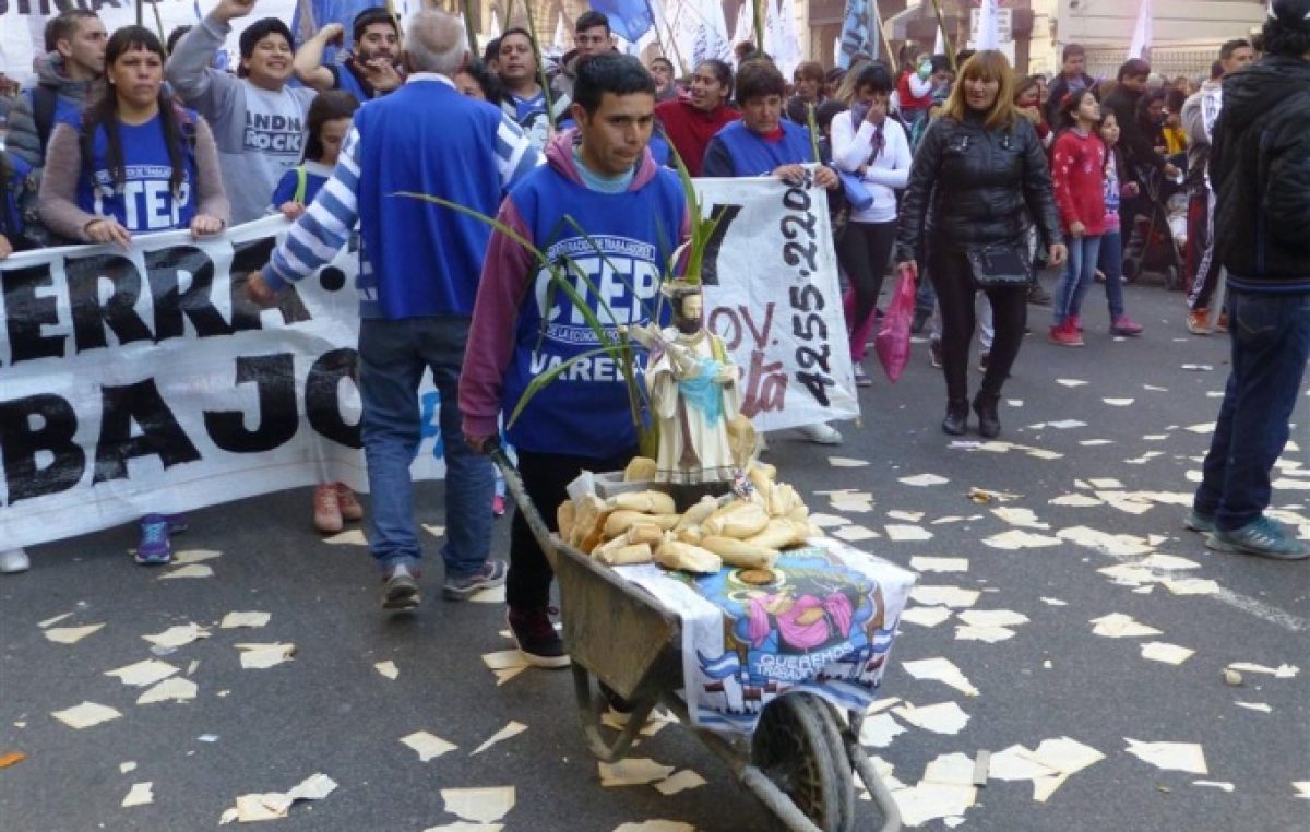 Organizaciones sociales preparan la gran marcha de “San Cayetano”