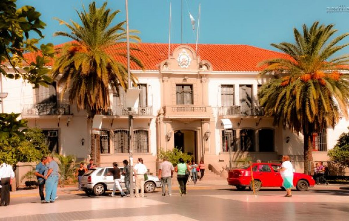 Casa Rosada ‘recomendó’ a La Rioja reducir su planta estatal