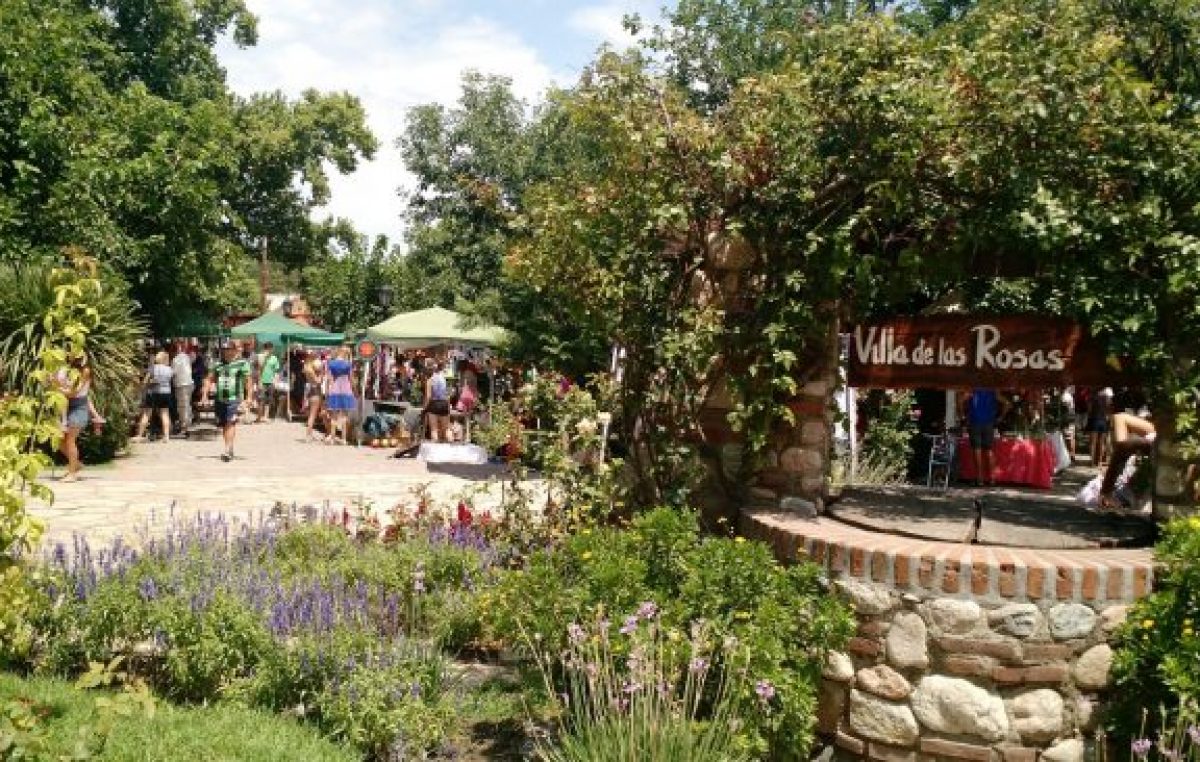 Villa de Las Rosas, una puerta al senderismo