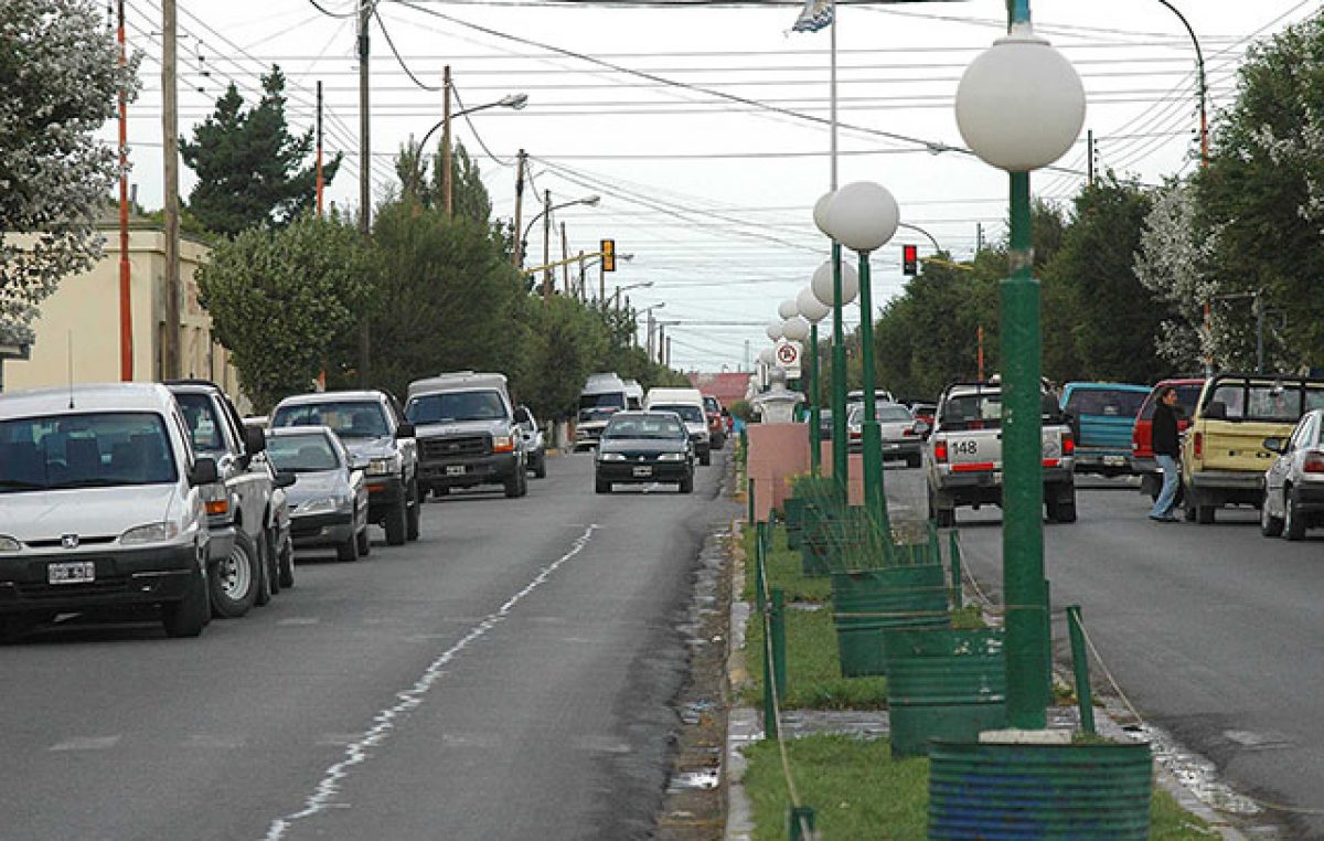 Denuncian “desinterés” de concejal por salarios municipales en Las Heras