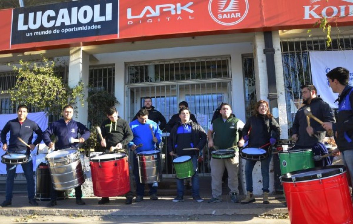 Los locales de Neuquén se mudan para no cerrar