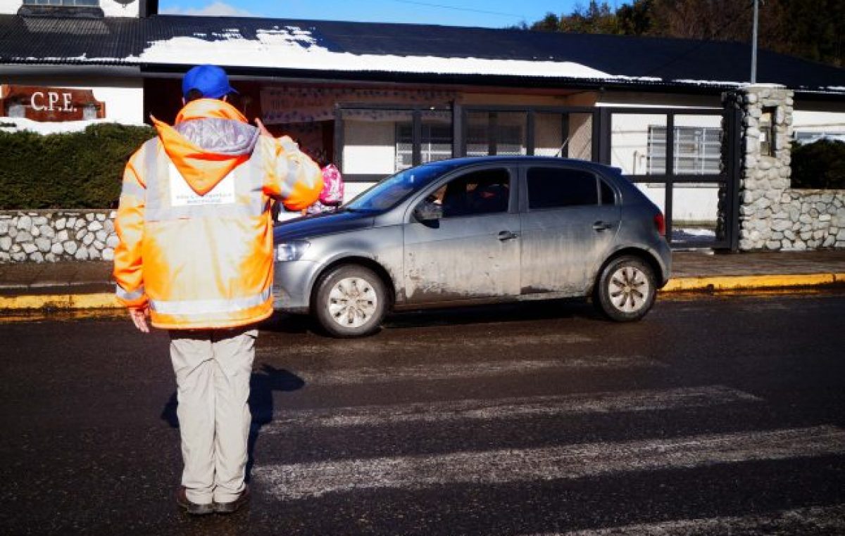 Bariloche: Retención de servicios en Tránsito