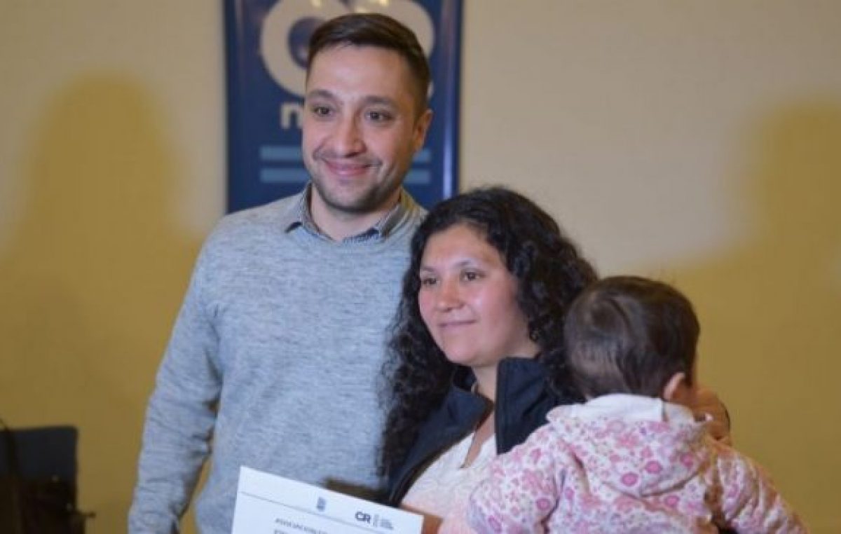 Comodoro: Medio centenar de cooperadoras escolares y bibliotecas recibieron aportes del FAEM