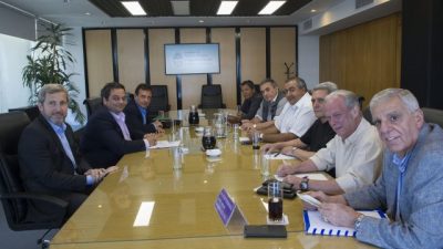 La CGT prepara reunión «ampliada» con Triaca antes del Confederal