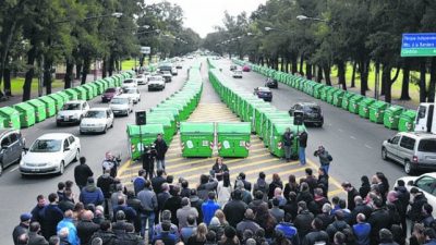 Mil contenedores para mejorar la higiene en diez barrios del sur de Rosario