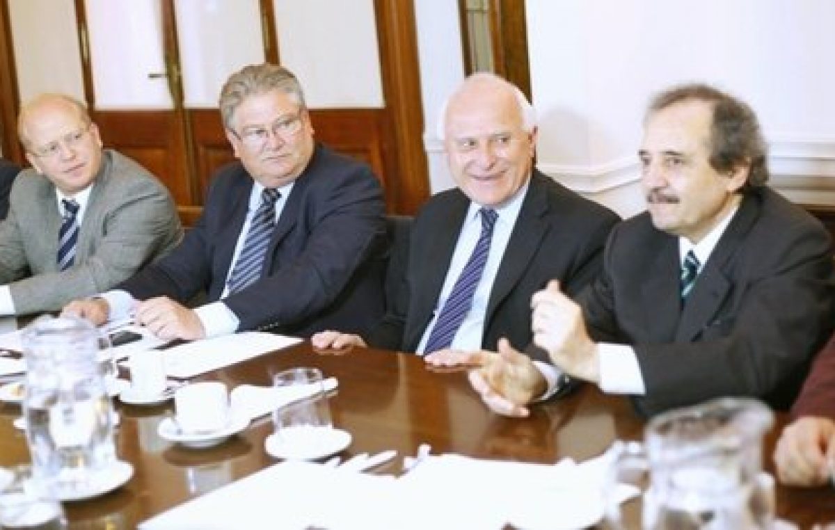 Santa Fe: «Nunca vi al radicalismo tan alejado de sus ideas como bajo la conducción de Corral»