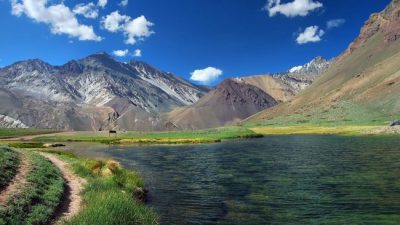 ¡Alta laguna! Conocé este espejo de agua mendocino