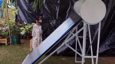 La bioconstrucción y energías alternativas ya generan empleo en General Mosconi