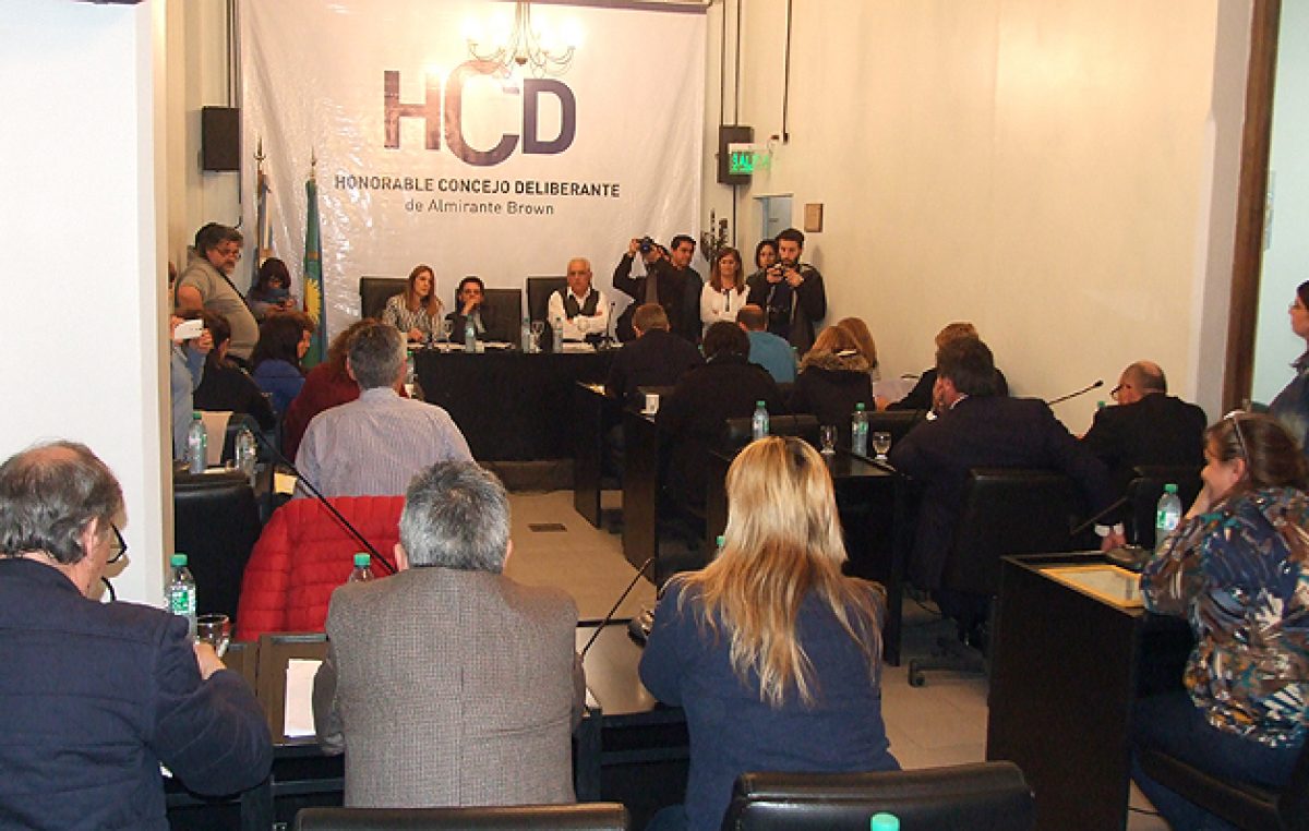 El Concejo de Almirante Brown convalidó un aumento del 4,5% para los municipales