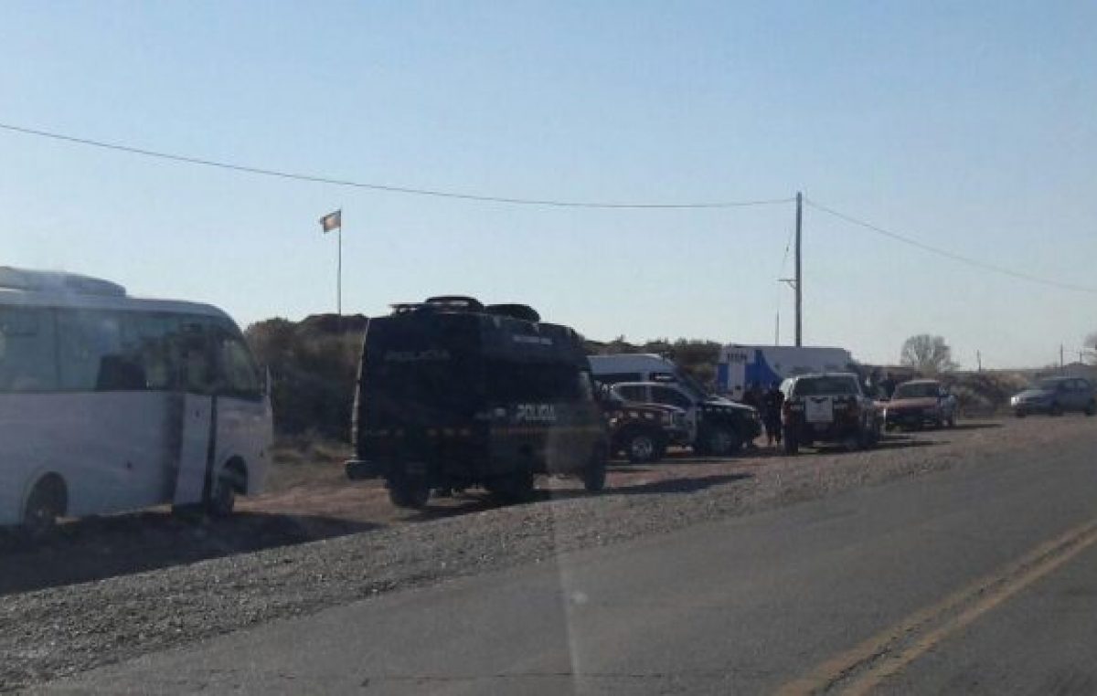 Otra represión contra la nación mapuche: violento desalojo cerca de Vaca Muerta