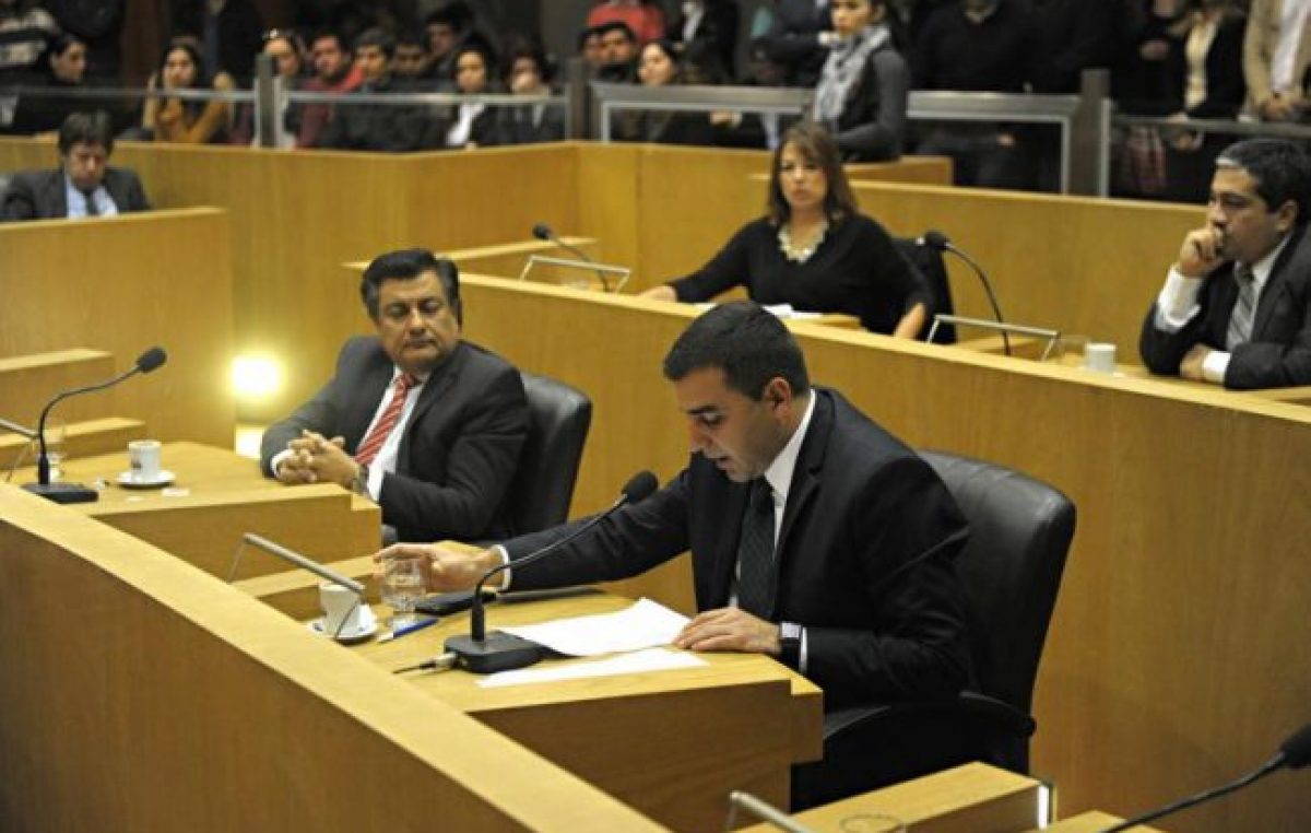 Ediles tucumanos exhiben sus bienes y piden a los legisladores normas de transparencia