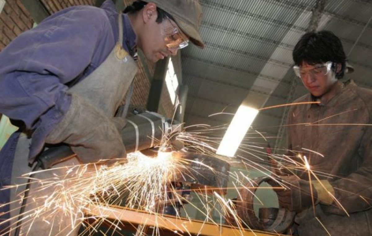 La oferta de trabajo bajó 40 por ciento en Neuquén