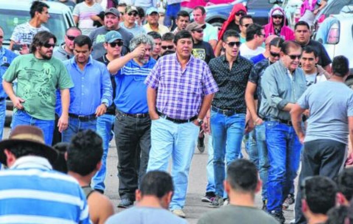 En Rincón, los municipales de Rucci están obligados a pagar un “aporte político”