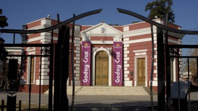 Godoy Cruz construirá y adjudicará un complejo de viviendas