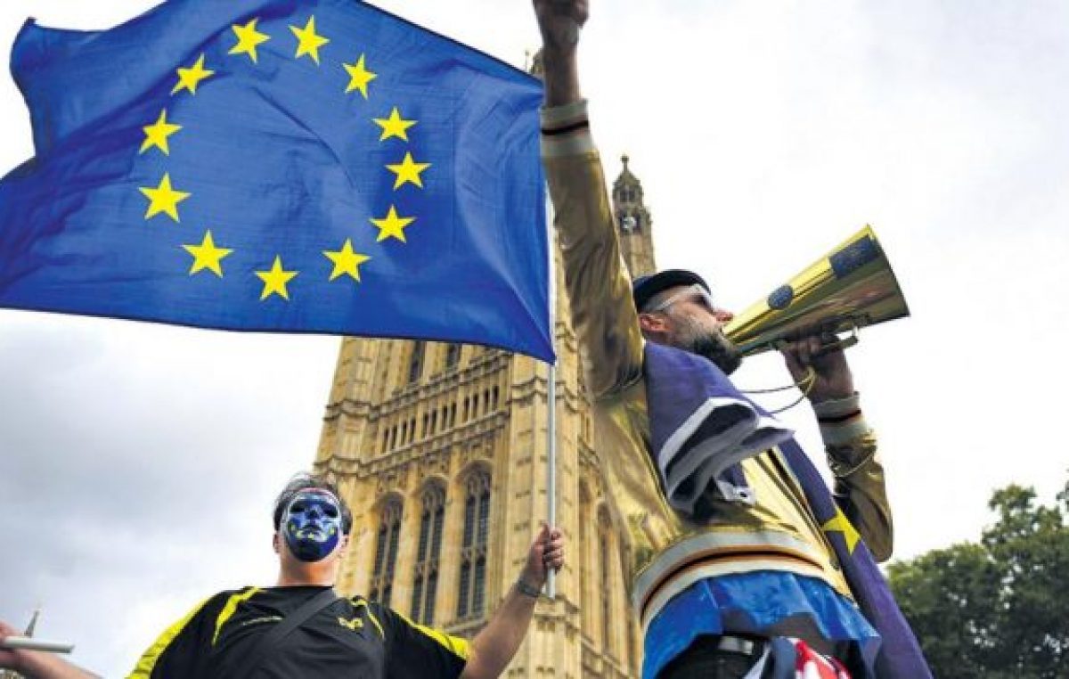 Fuego cruzado en la negociación del Brexit