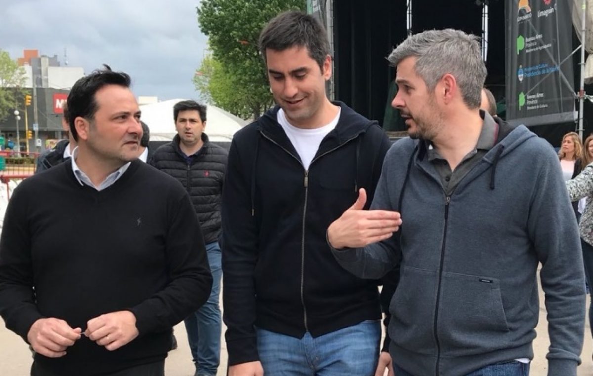 Peña y Mosca salieron a bancar al intendente de Chacabuco tras el escándalo de sobreprecios