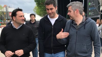 Peña y Mosca salieron a bancar al intendente de Chacabuco tras el escándalo de sobreprecios