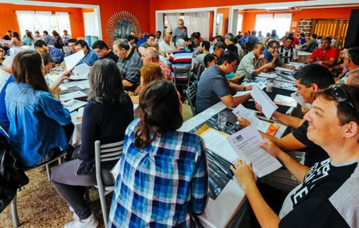 Municipales santafesinos se preparan para enfrentar las políticas de ajuste