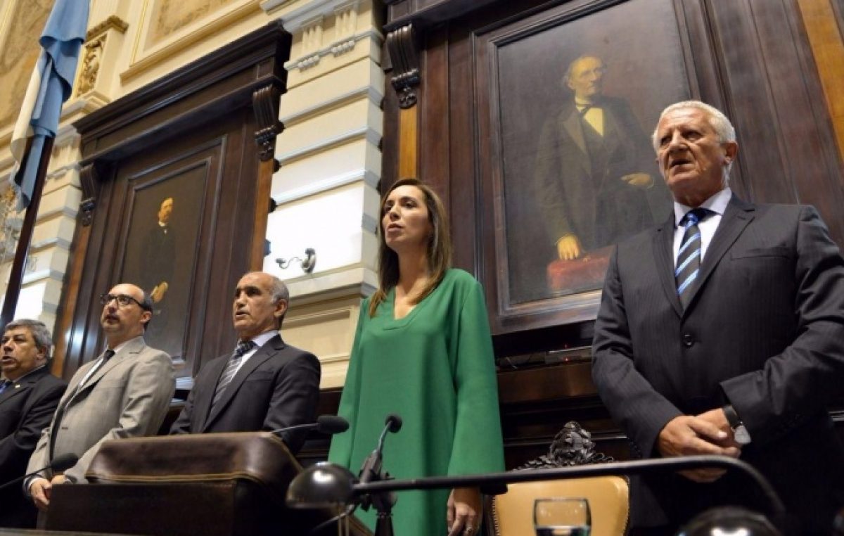 El Gobierno bonaerense se prepara para negociar el Presupuesto con los intendentes y admite que el FIM puede volver