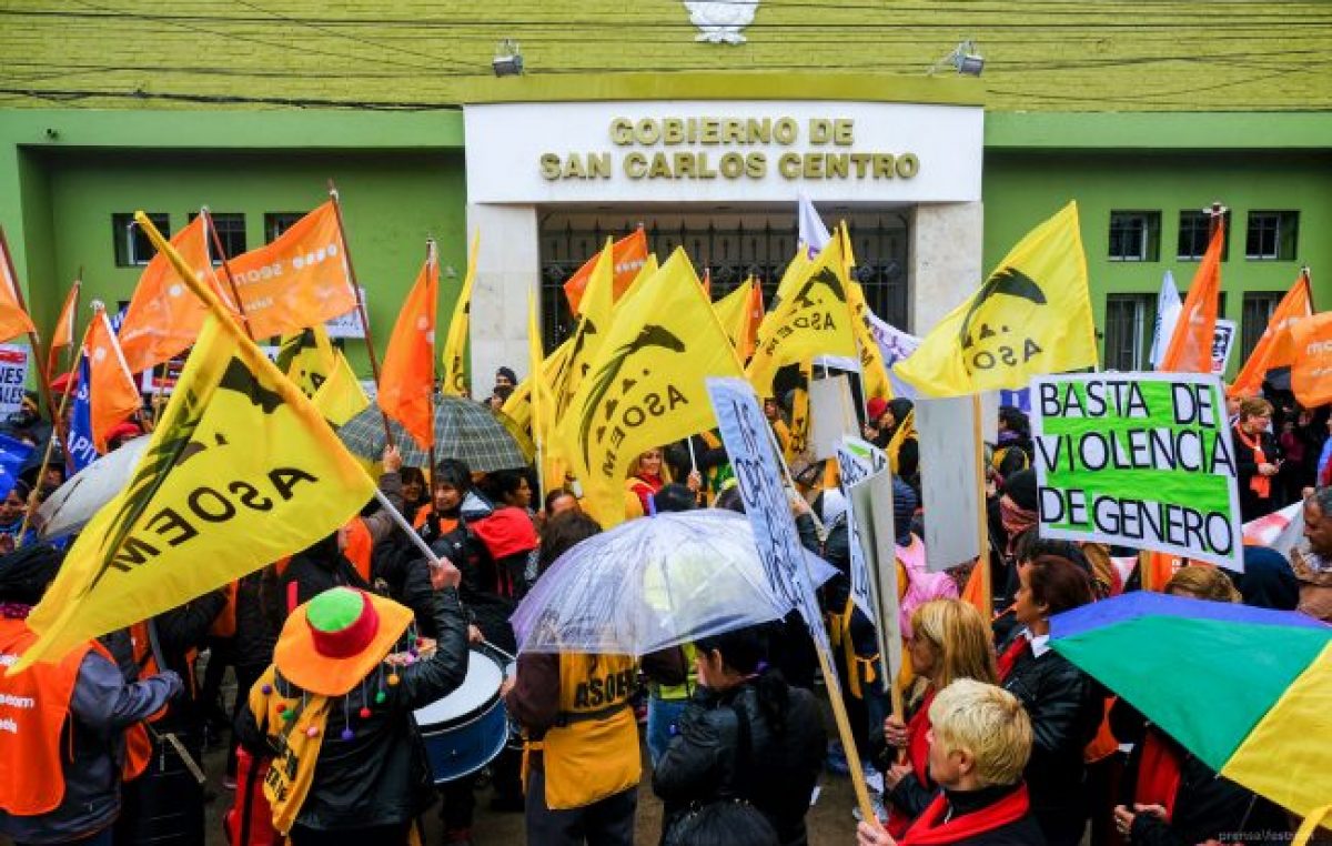 Histórica marcha de Mujeres Municipales y Comunales de FESTRAM en repudio a la violencia de género laboral e institucional.