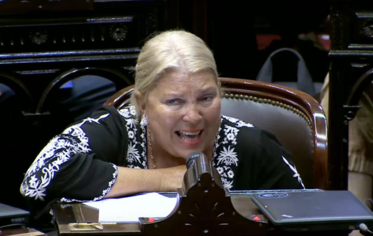 Carrió ahora quiere revisar los juicios a los genocidas
