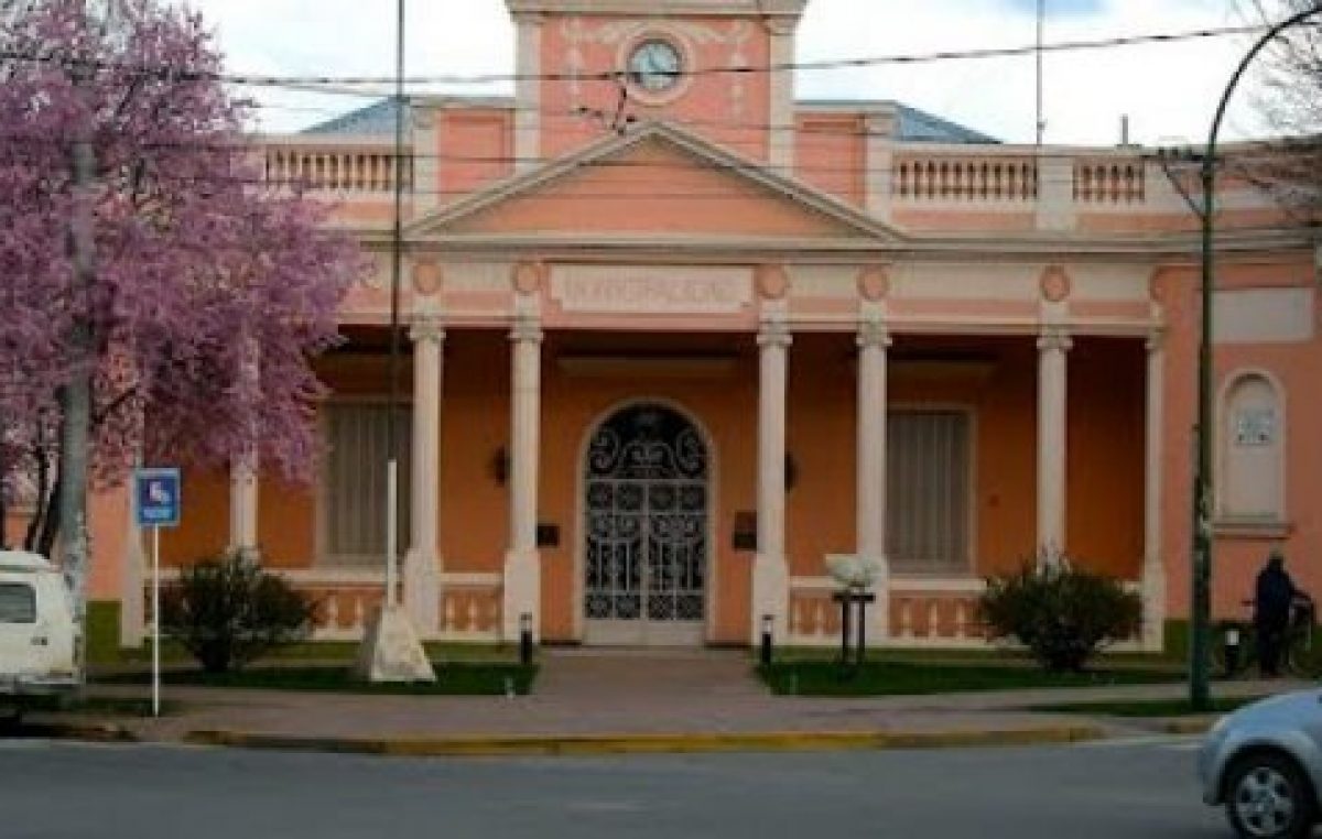 Soeme se reúne con concejales de Esquel: solicitarán que autoricen uso del bono para pagar aumento salarial