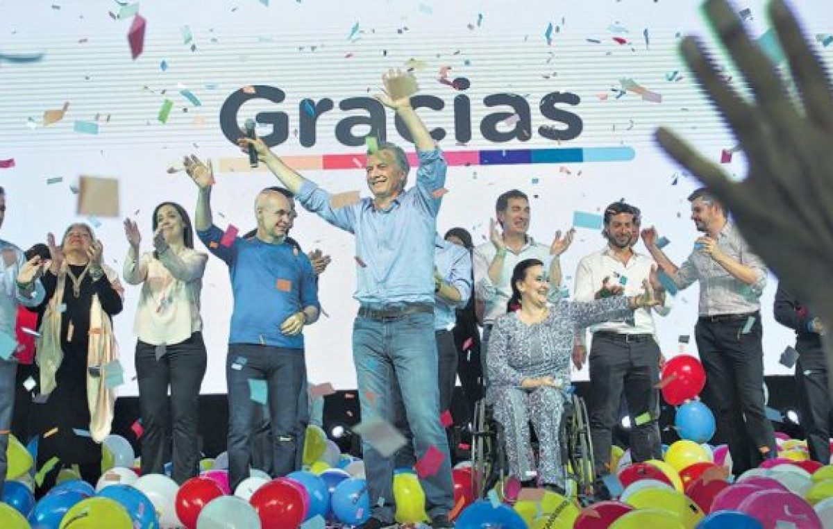 Una ola amarilla que cubrió el país