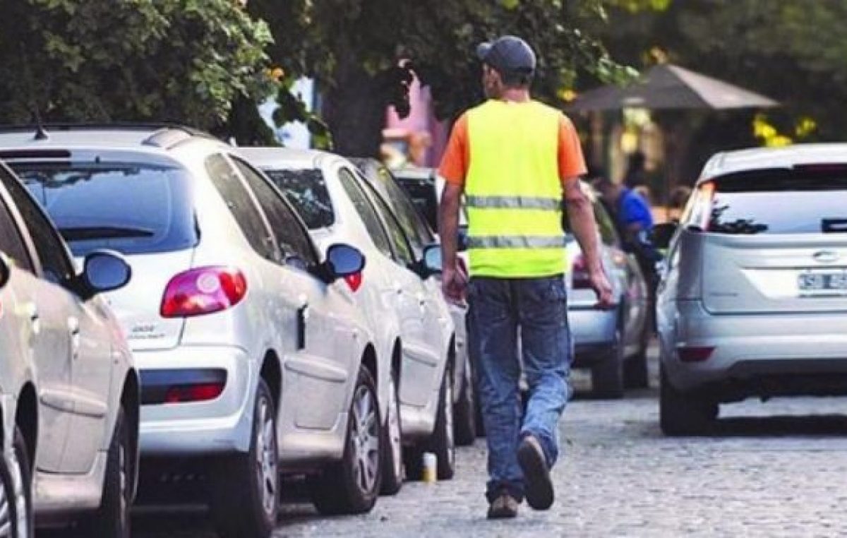 La Municipalidad de Rosario regulará la actividad de los trapitos en la avenida Pellegrini