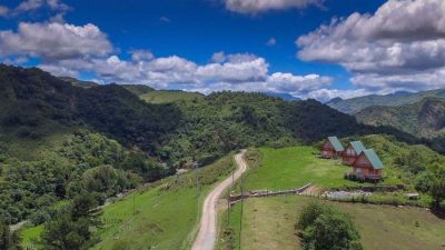 Tiraxi, belleza natural entre árboles y ríos