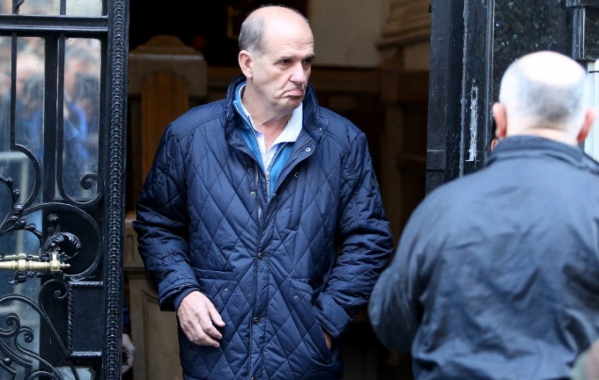 El intendente de Pehuajó dijo que Vidal aprobó el presupuesto «con la Banelco» y que lo quieren callar